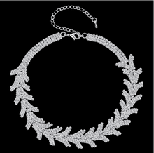 Load image into Gallery viewer, Go &amp; Do Arrowhead Choker
