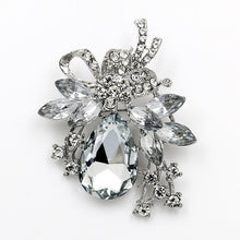 Load image into Gallery viewer, Big Bling Brooch
